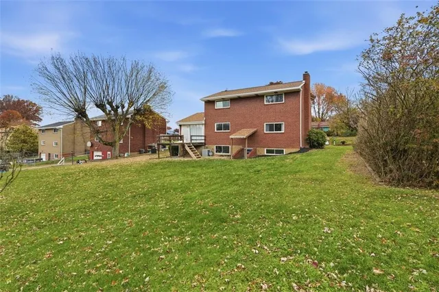 $279,900 | 203 Clover Drive, Elizabeth, PA 15037