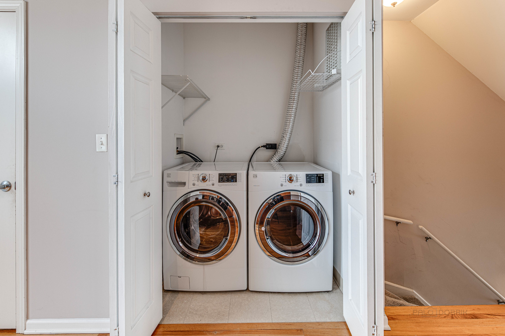 736 West 15th Street Chicago, IL 60607 - Photo 11 of 23 a utility room with dryer and washer