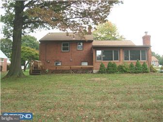 512 Wesley Road Springfield, PA 19064 - Photo 4 of 19 Exterior Back