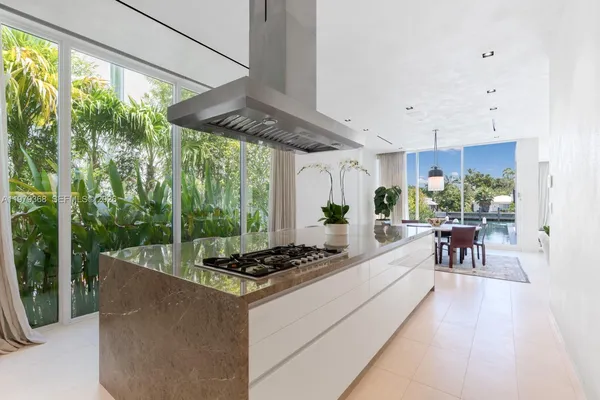 $59,500 | 1051 West 48th Street, Unit 4, Miami Beach, FL 33140