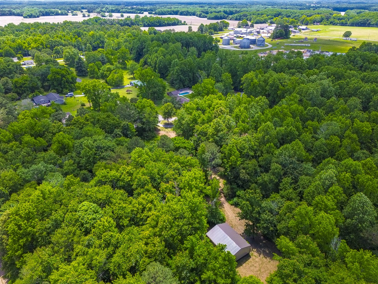 23 Grassy Branch Road Flintville, TN 37335 - Photo 20 of 24 a view of a city