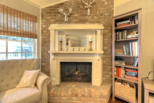 $2,900 | 14026 St Marys Lane, Houston, TX 77079