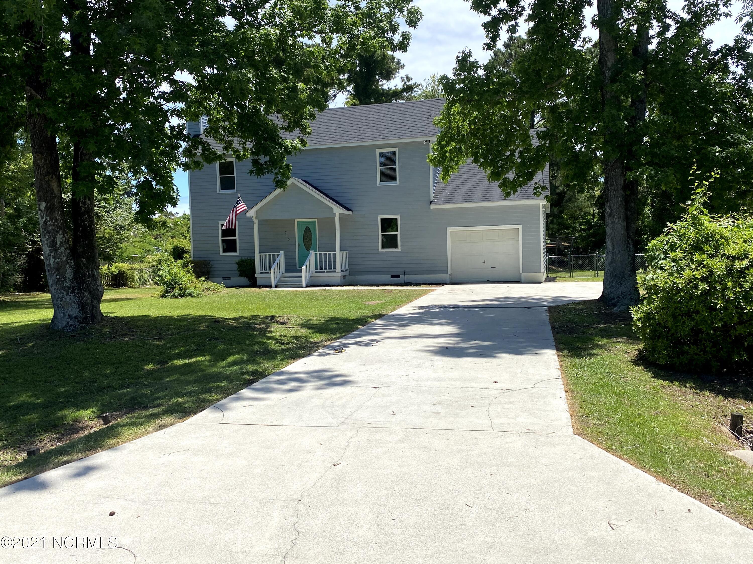 710 North Forty Road Morehead City, NC 28557 - Photo 4 of 69 IMG_2262
