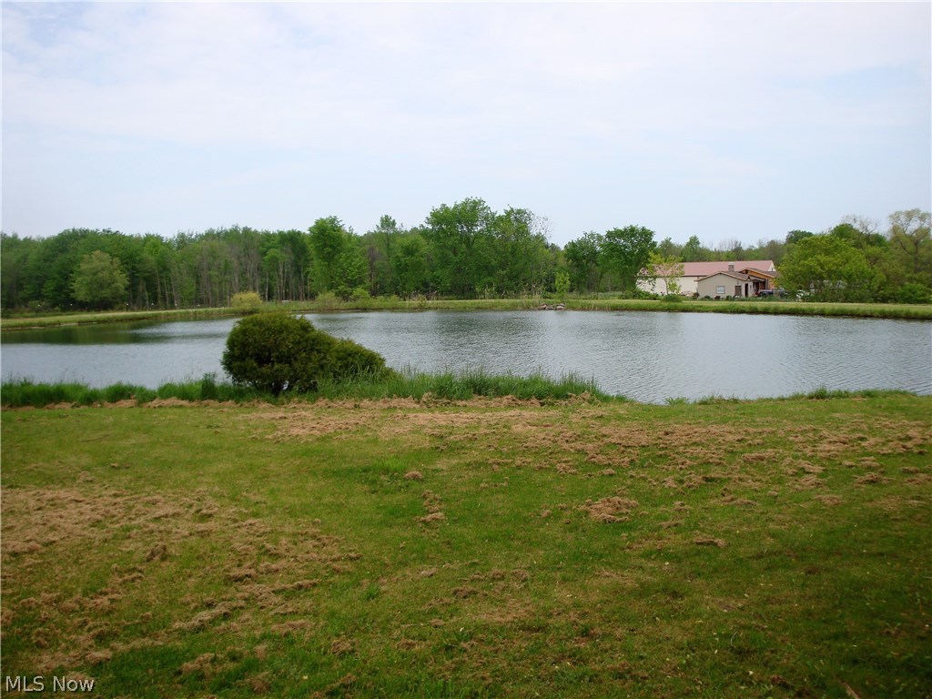 5331 Hoffman Road Rome, OH 44085 - Photo 2 of 22