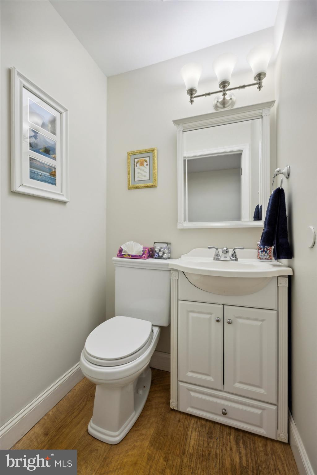 33 Ridge Road Malvern, PA 19355 - Photo 13 of 31 Powder Room