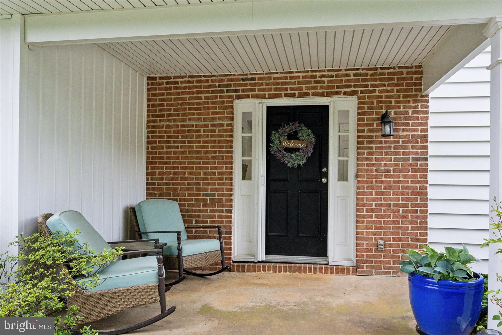 33 Ridge Road Malvern, PA 19355 - Photo 2 of 31 Welcoming Front Porch
