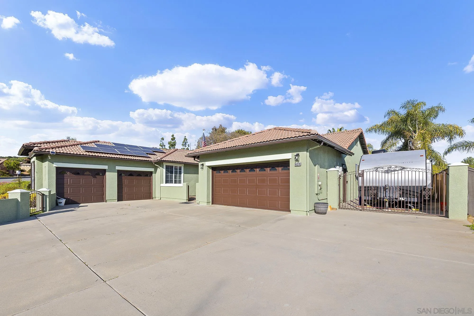 16378 Open View Road Ramona, CA 92065 - Photo 3 of 40 Gallery Image 3