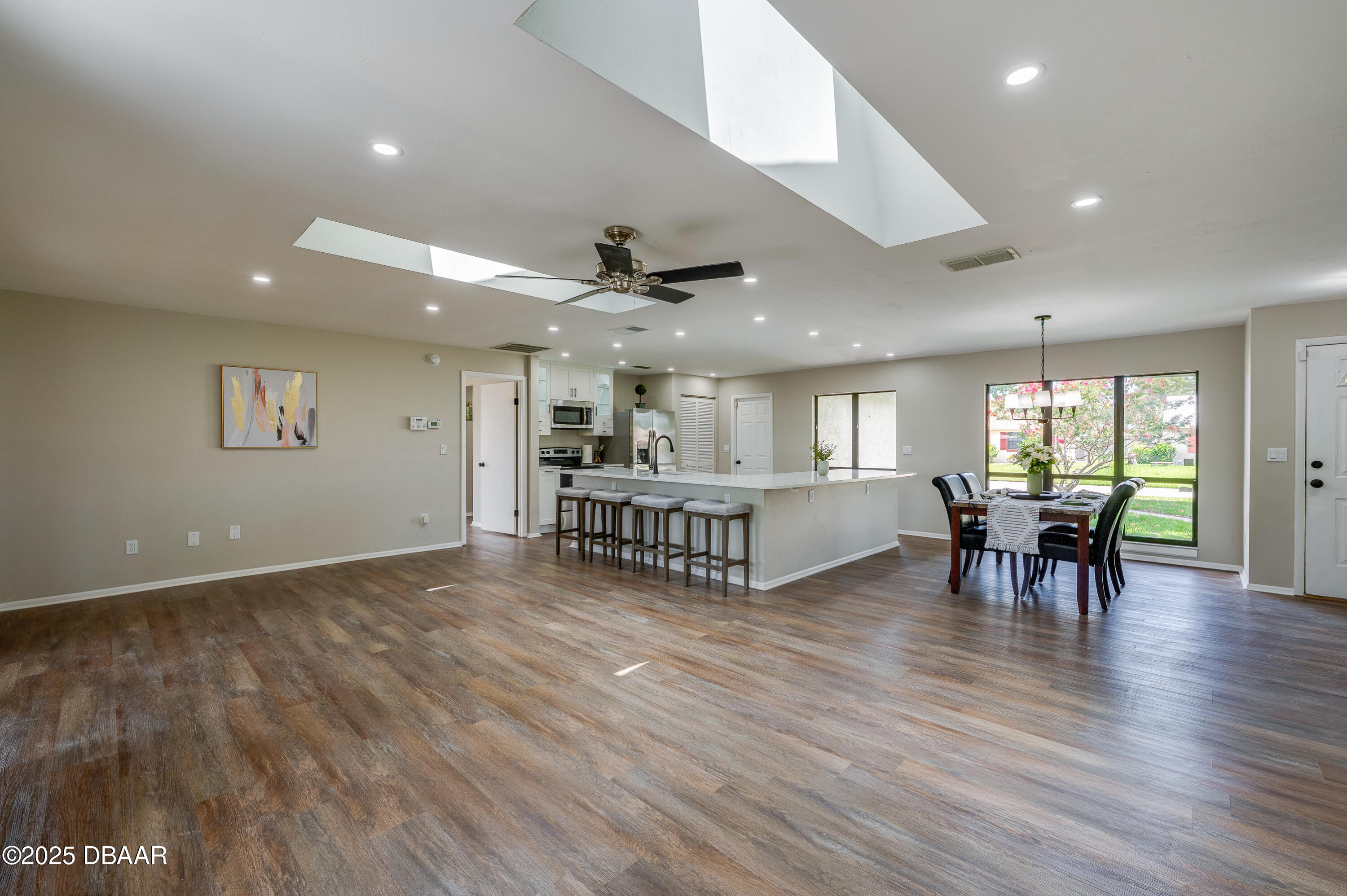 410 Sea Hawk Court Edgewater, FL 32141 - Photo 4 of 39 Living Room