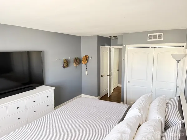 $197,500 | 160 Evergreen Road, Unit 12B, Edison, NJ 08837