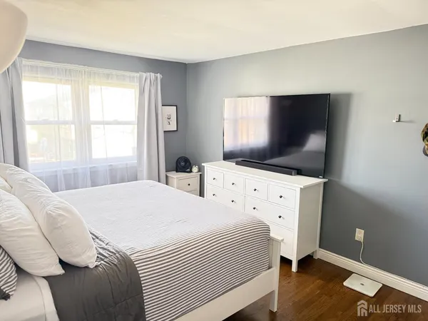 $197,500 | 160 Evergreen Road, Unit 12B, Edison, NJ 08837