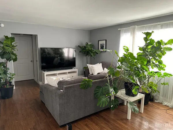 $197,500 | 160 Evergreen Road, Unit 12B, Edison, NJ 08837