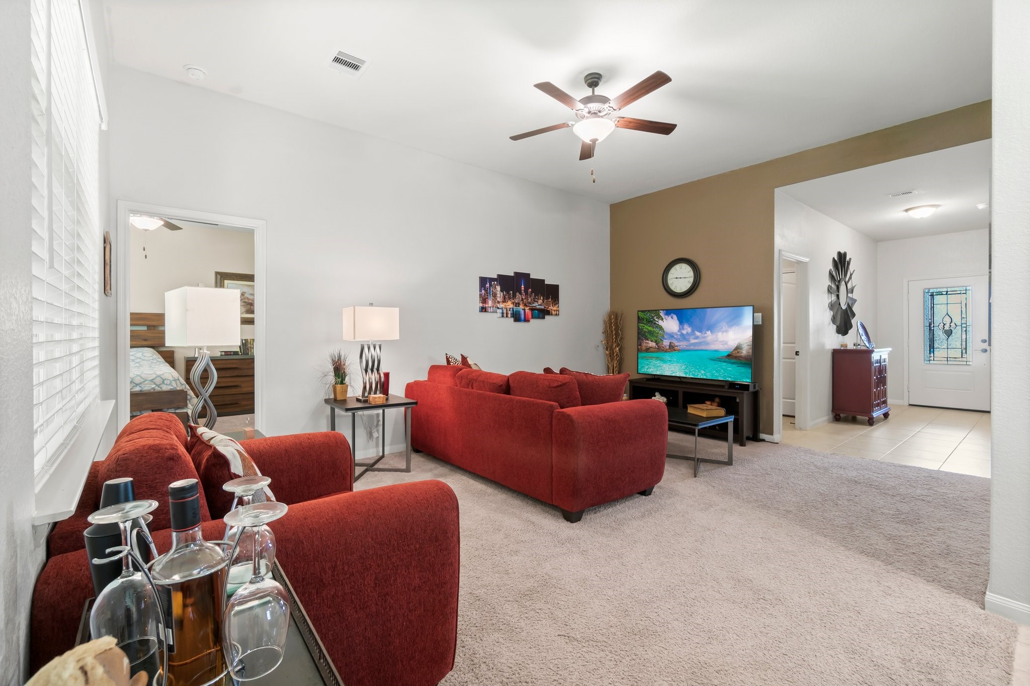 7643 Glaber Leaf Road Conroe, TX 77304 - Photo 4 of 26 The living room has plenty of room for your oversized furniture.