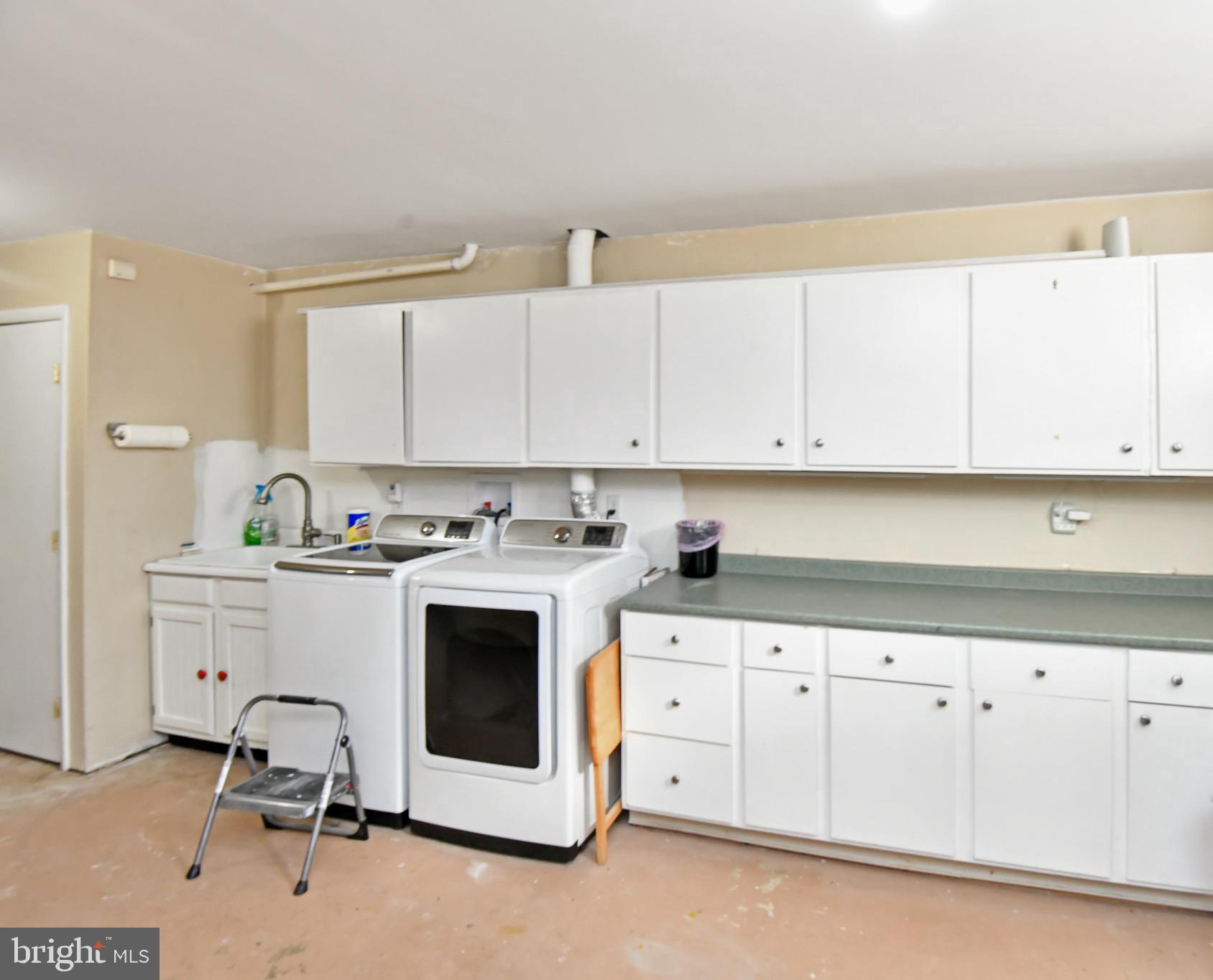 126 Clark Patton Road Fredericksburg, VA 22406 - Photo 27 of 34 Laundry Room