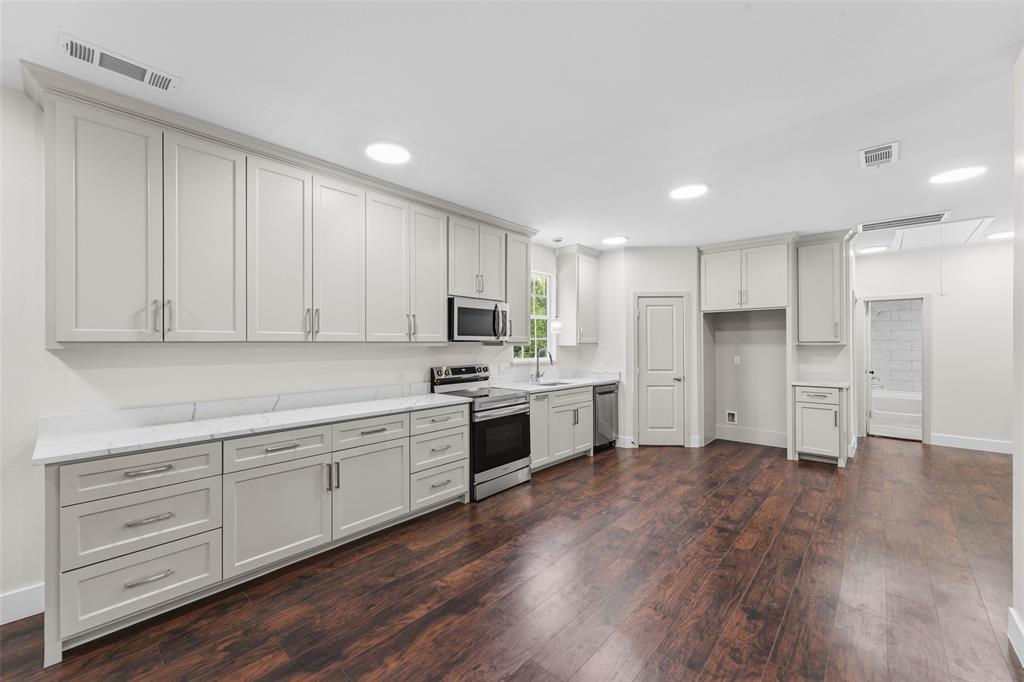 5475 Fogleman Road Kemp, TX 75143 - Photo 16 of 40 Gallery Image 16