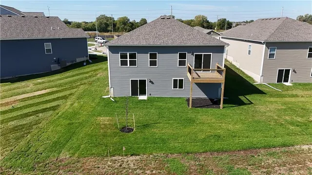 $349,990 | 811 Bentley Drive, Belton, MO 64012