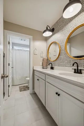 $699,900 | 501 Oxford Drive, Mount Juliet, TN 37122