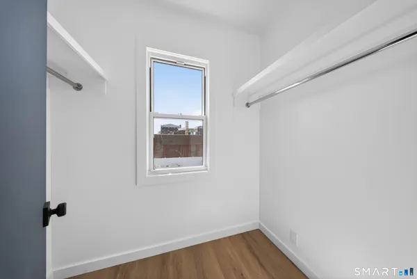 $3,600 | 259 Laurel Avenue, Unit 2, Bridgeport, CT 06605