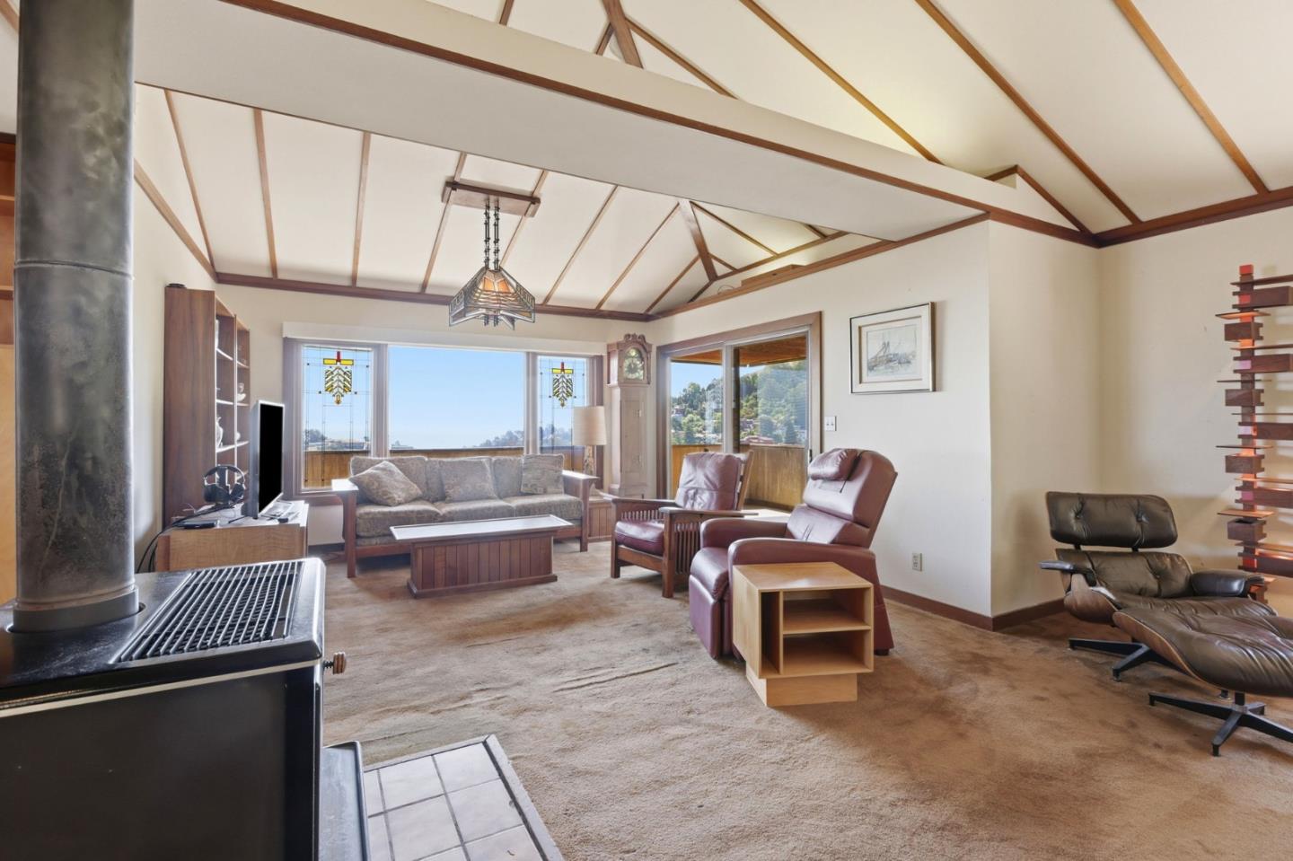 24 Kings Road Brisbane, CA 94005 - Photo 4 of 28