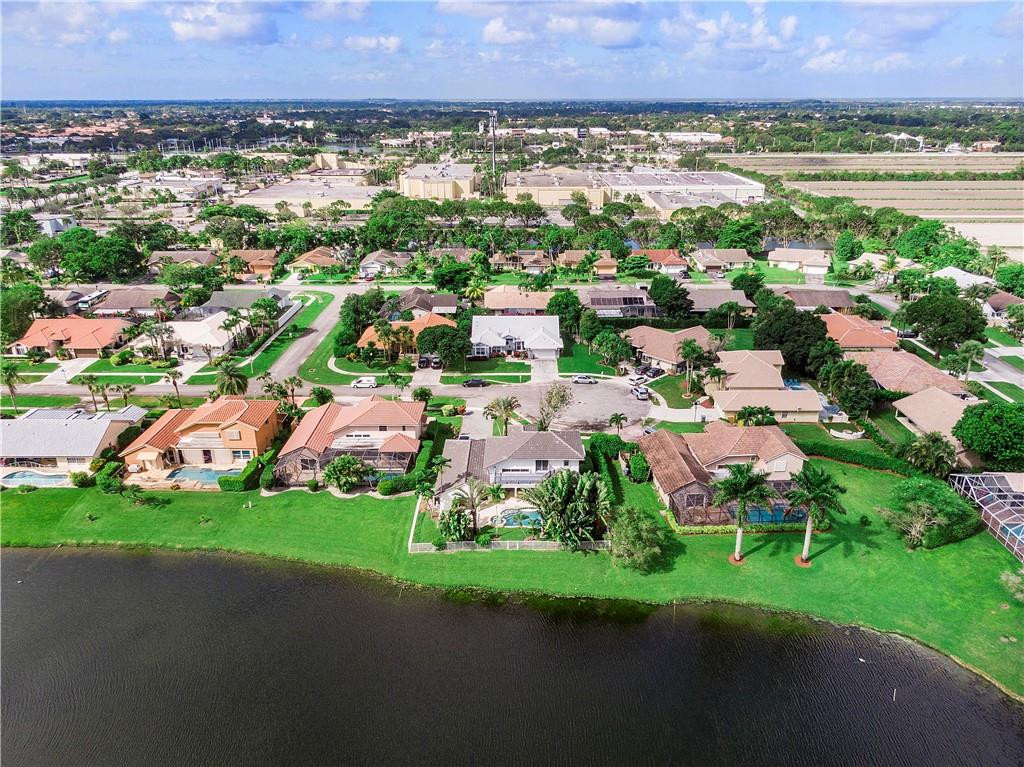 9695 West Lake Court Boca Raton, FL 33434 - Photo 38 of 43 an aerial view of multiple house