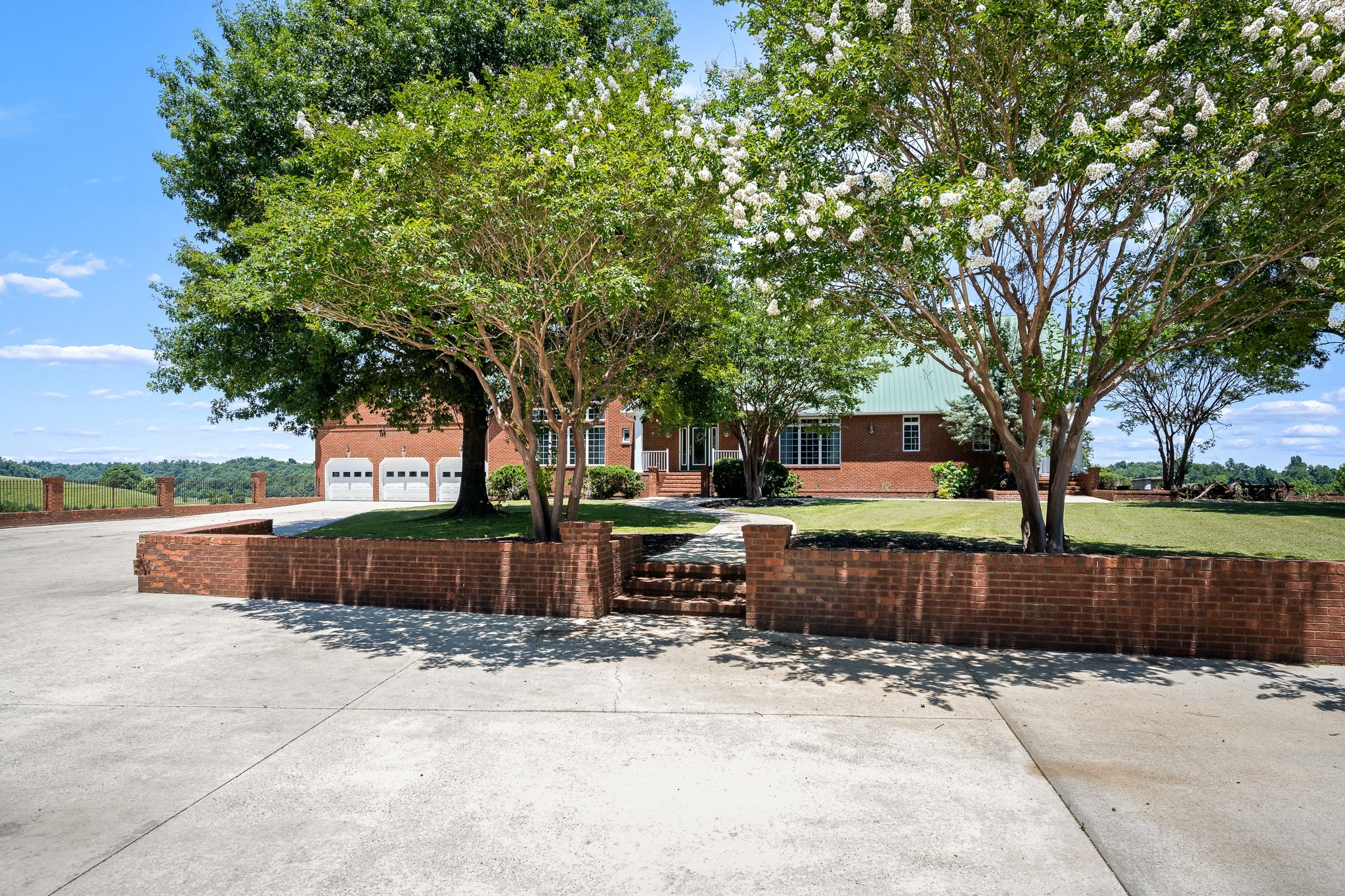499 Mt Herman Road Shelbyville, TN 37160 - Photo 5 of 100