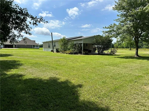 $125,000 | 201 Lanson Bordelon Road, Mansura, LA 71350