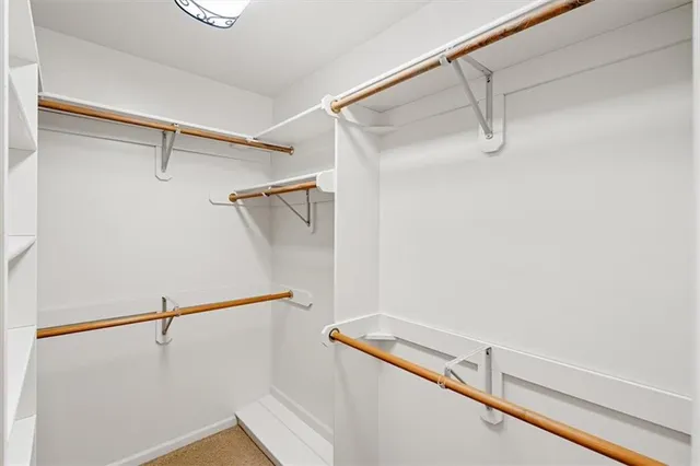 $3,650 | 5932 North Liston Court, Kansas City, MO 64151