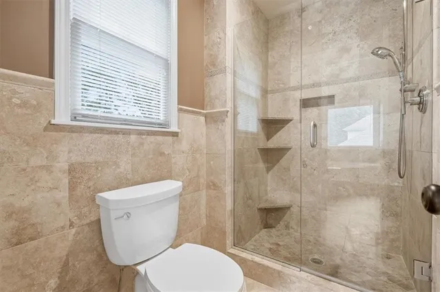 $3,650 | 5932 North Liston Court, Kansas City, MO 64151