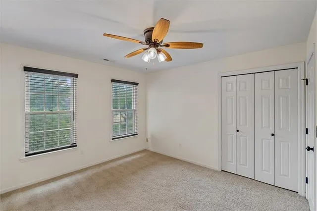 $3,650 | 5932 North Liston Court, Kansas City, MO 64151