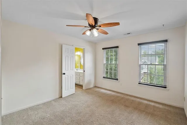 $3,650 | 5932 North Liston Court, Kansas City, MO 64151