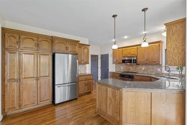 $3,650 | 5932 North Liston Court, Kansas City, MO 64151