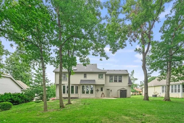 $3,650 | 5932 North Liston Court, Kansas City, MO 64151