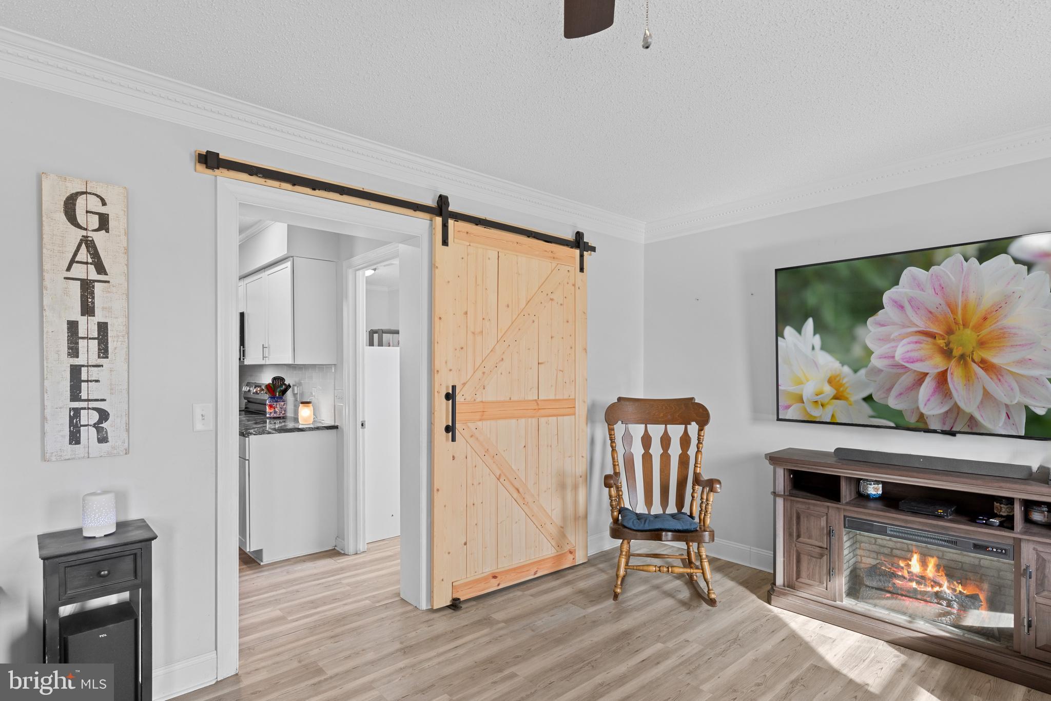 13171 Shiloh Church Road Laurel, DE 19956 - Photo 23 of 42 a view of a livingroom with furniture and wooden floor