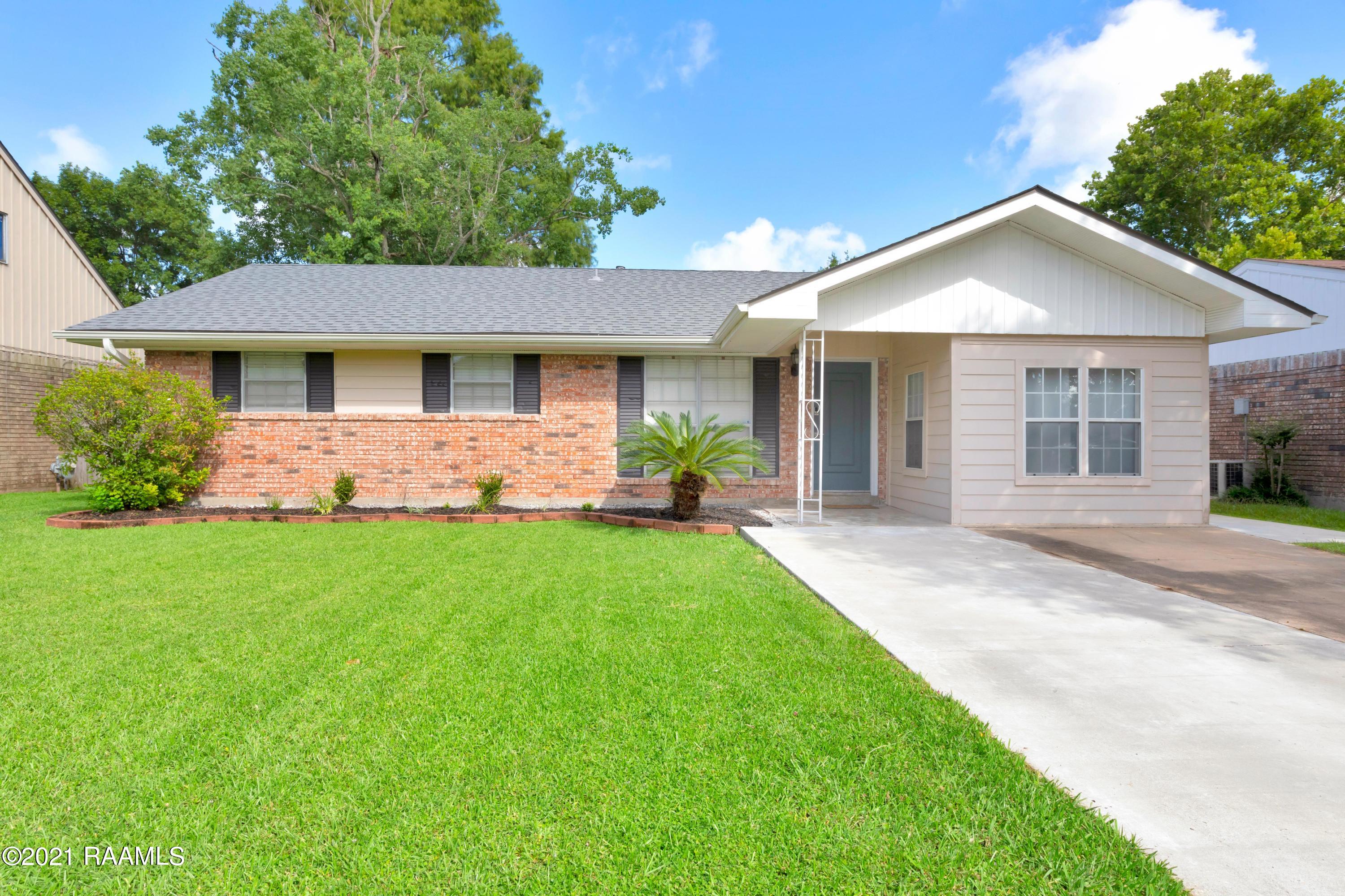 113 Fraternity Drive Lafayette, LA 70506 - Photo 1 of 25 113Fraternity-4