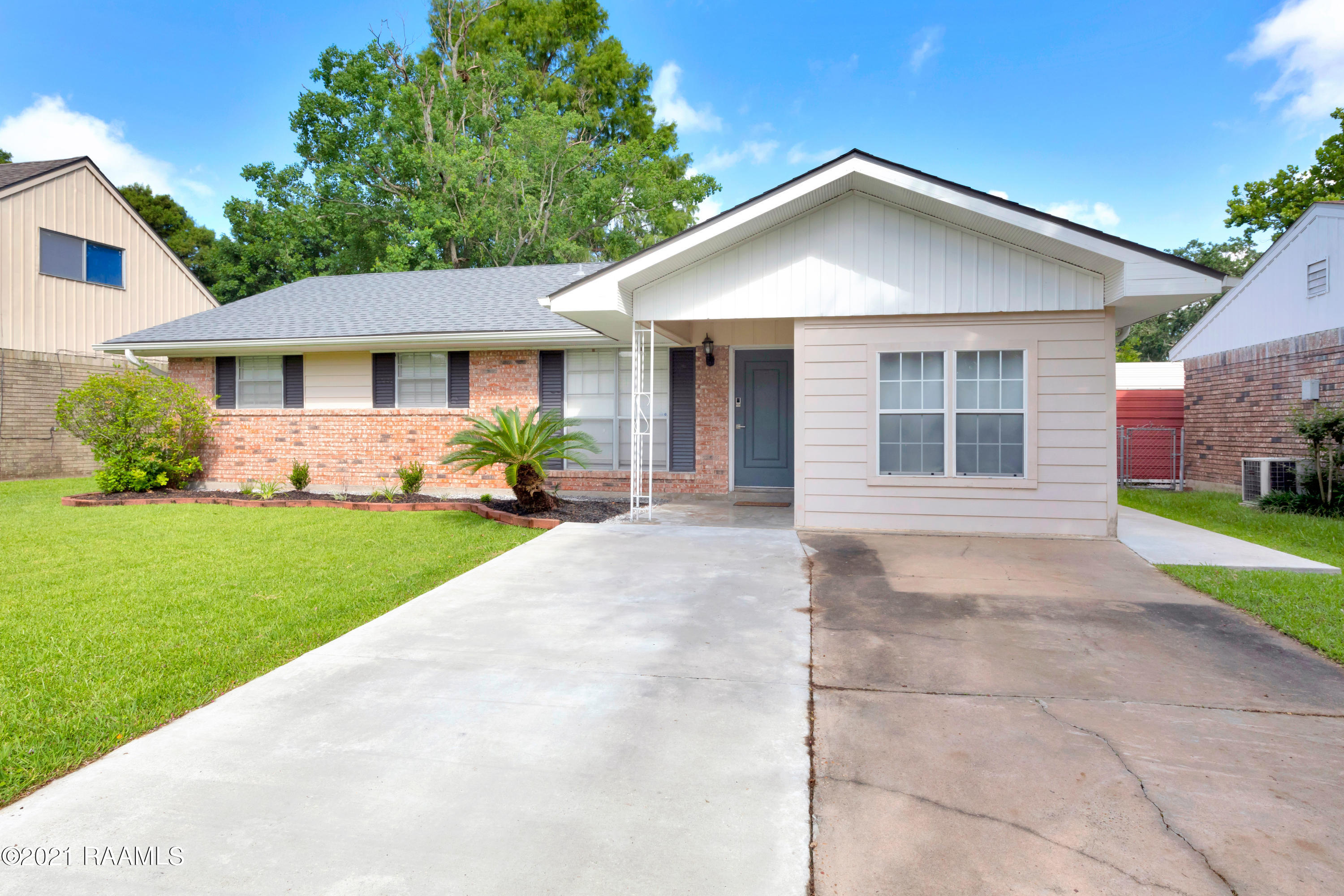 113 Fraternity Drive Lafayette, LA 70506 - Photo 3 of 25 113Fraternity-5