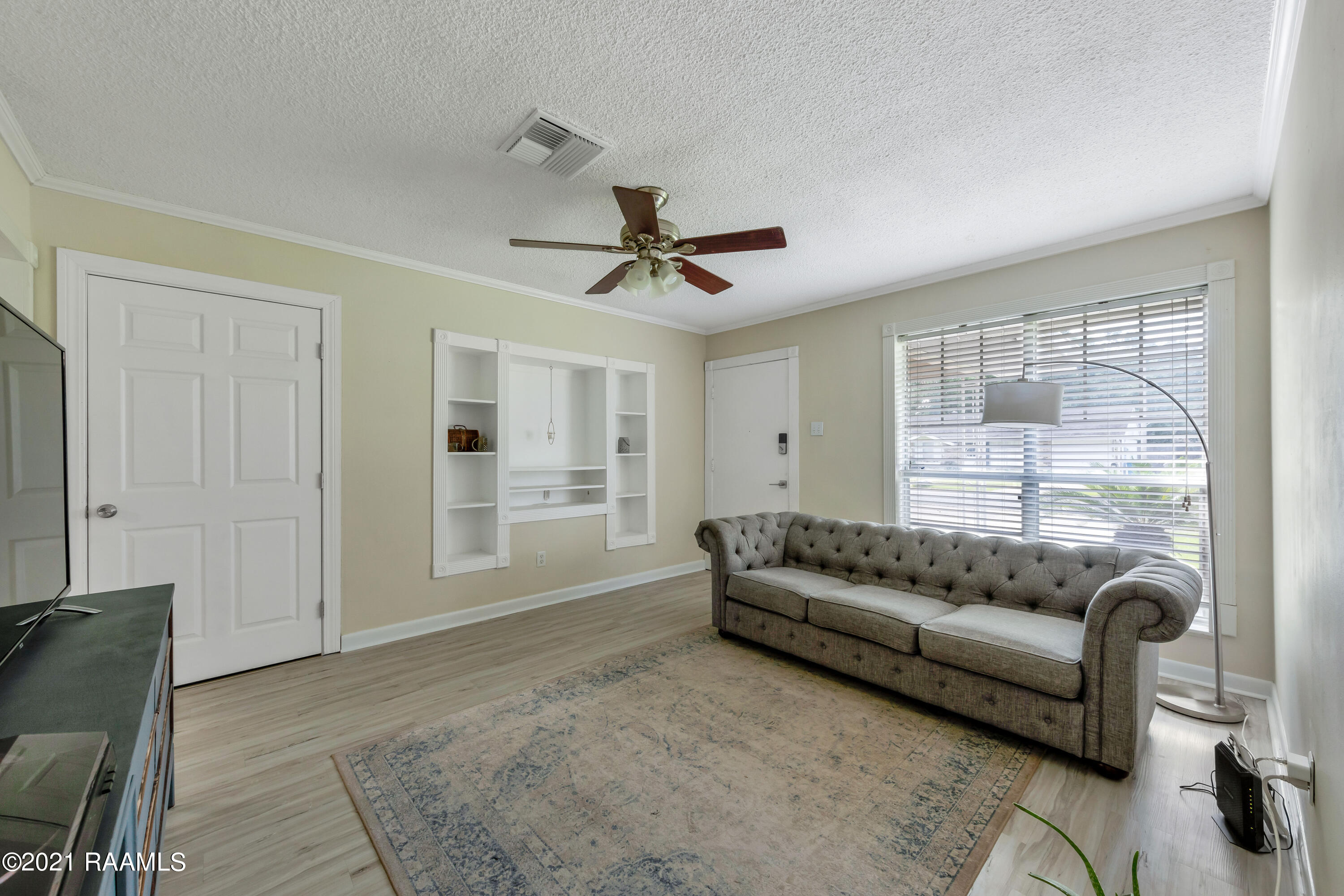 113 Fraternity Drive Lafayette, LA 70506 - Photo 5 of 25 113Fraternity-16
