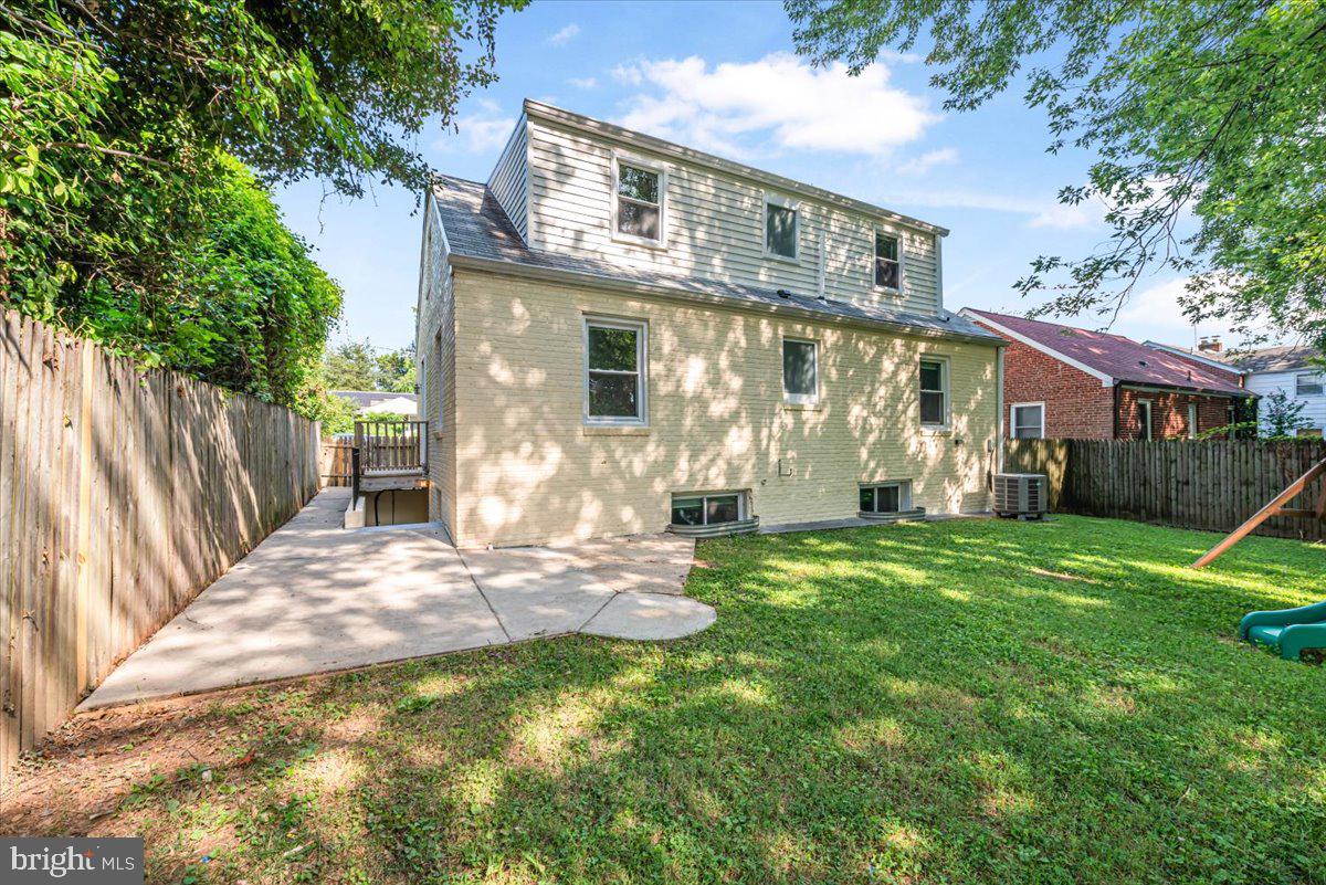 10112 Dallas Avenue Silver Spring, MD 20901 - Photo 29 of 32 a view of a house with backyard and sitting area