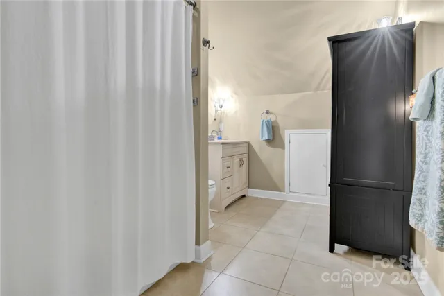 $510,000 | 2441 27th Ave Circle Northeast, Hickory, NC 28601