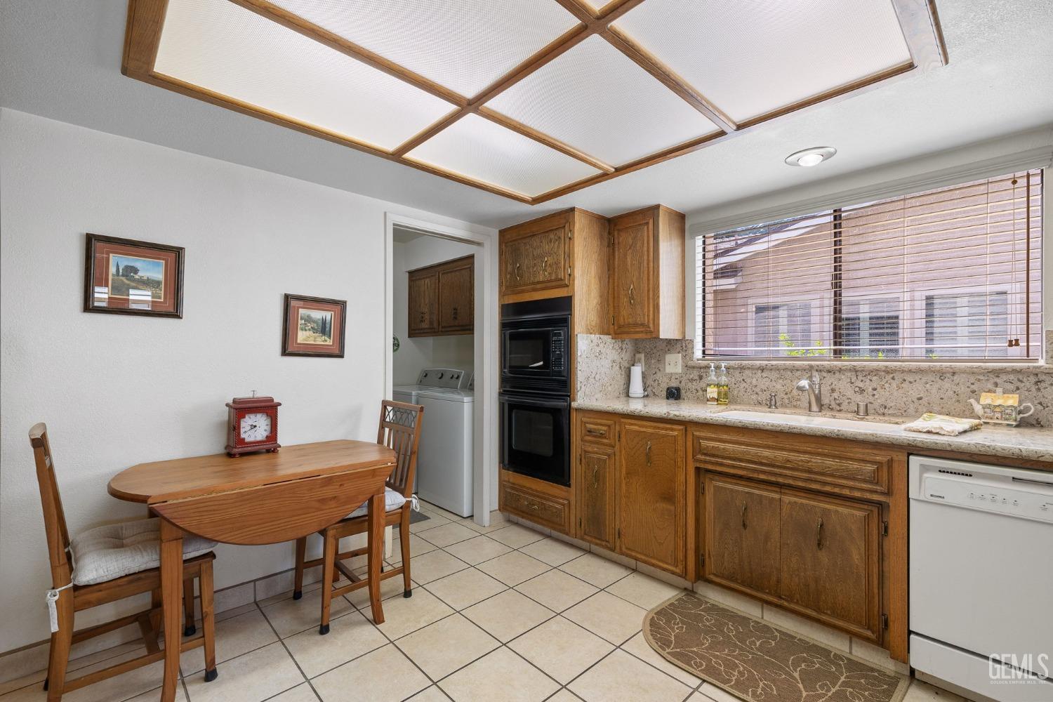 Undisclosed Address Bakersfield, CA 93309 - Photo 22 of 48