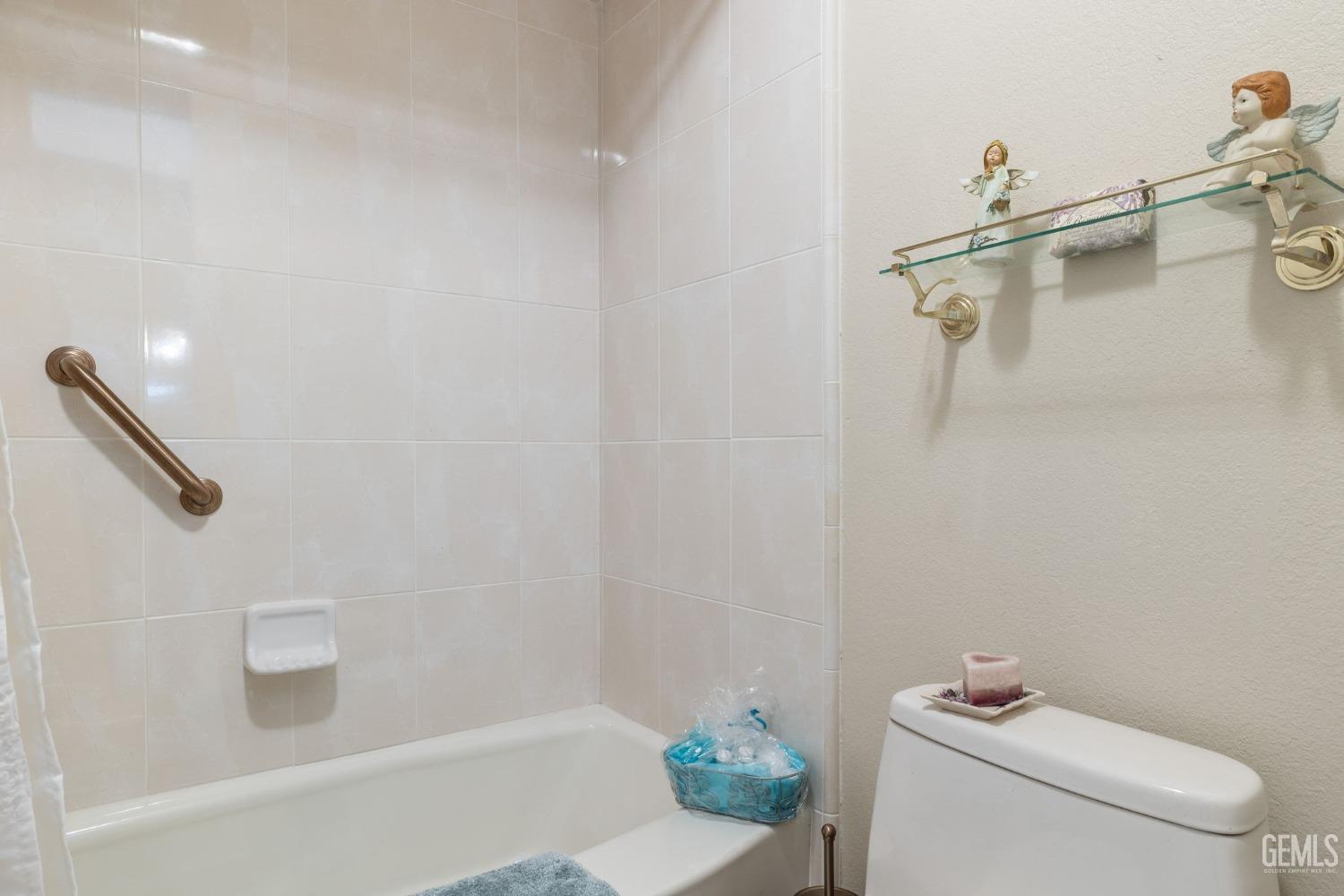 Undisclosed Address Bakersfield, CA 93309 - Photo 39 of 48