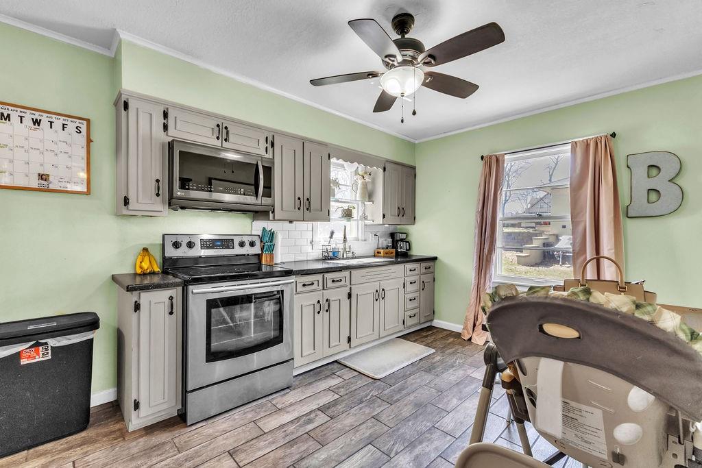 3114 Gene Field Road St. Joseph, MO 64506 - Photo 7 of 30