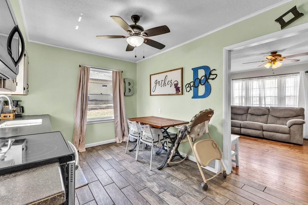 3114 Gene Field Road St. Joseph, MO 64506 - Photo 9 of 30