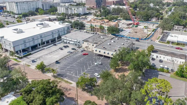 $20 | 126 East Colonial Drive, Orlando, FL 32801