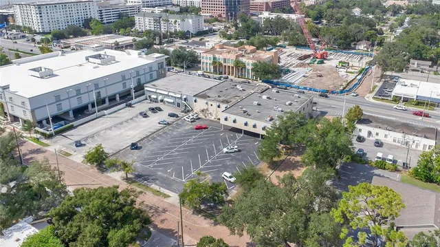 $20 | 126 East Colonial Drive, Orlando, FL 32801