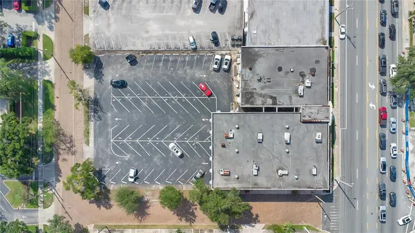 $20 | 126 East Colonial Drive, Orlando, FL 32801