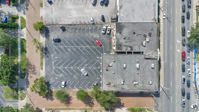 $20 | 126 East Colonial Drive, Orlando, FL 32801