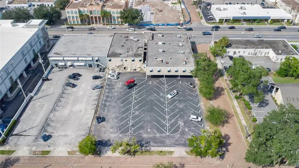 $20 | 126 East Colonial Drive, Orlando, FL 32801