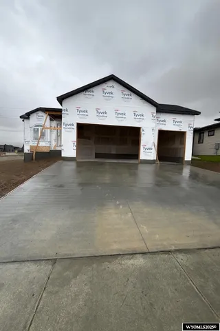 $759,900 | 2665 Berkshire Way, Casper, WY 82609