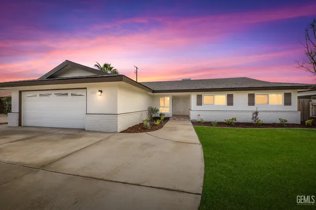$379,900 | Undisclosed Address, Bakersfield, CA 93313