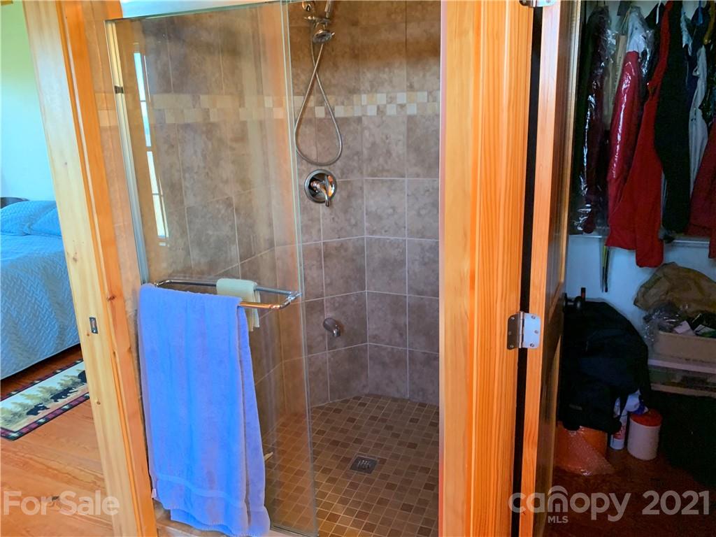 644 Turkey Trot Road Clyde, NC 28721 - Photo 22 of 40 Gallery Image 22