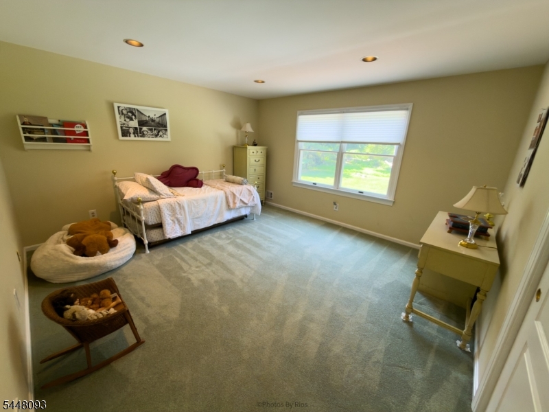 21 Round Top Road Warren, NJ 07059 - Photo 25 of 43 Gallery Image 25